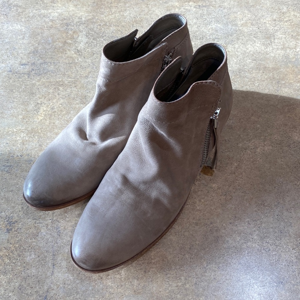 Womens Sam Edelman boots size 6.5